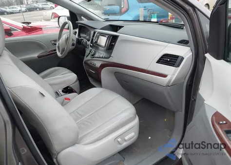 2014 Toyota Sienna Xle V6 8 Passenger from USA, damaged, VIN 5TDYK3DC2ES514715